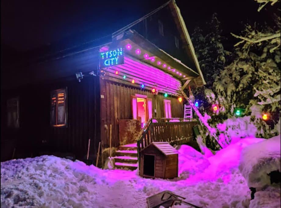 Chalet 8 Personnes + Grand Terrain Et Riviere Entremont Exterior photo